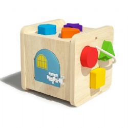 Wooden Unlocking Cube Toy